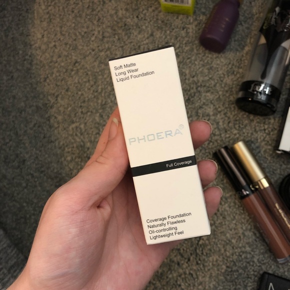 Phoera SUPER FULL COVERAGE Foundation! - Picture 3 of 4